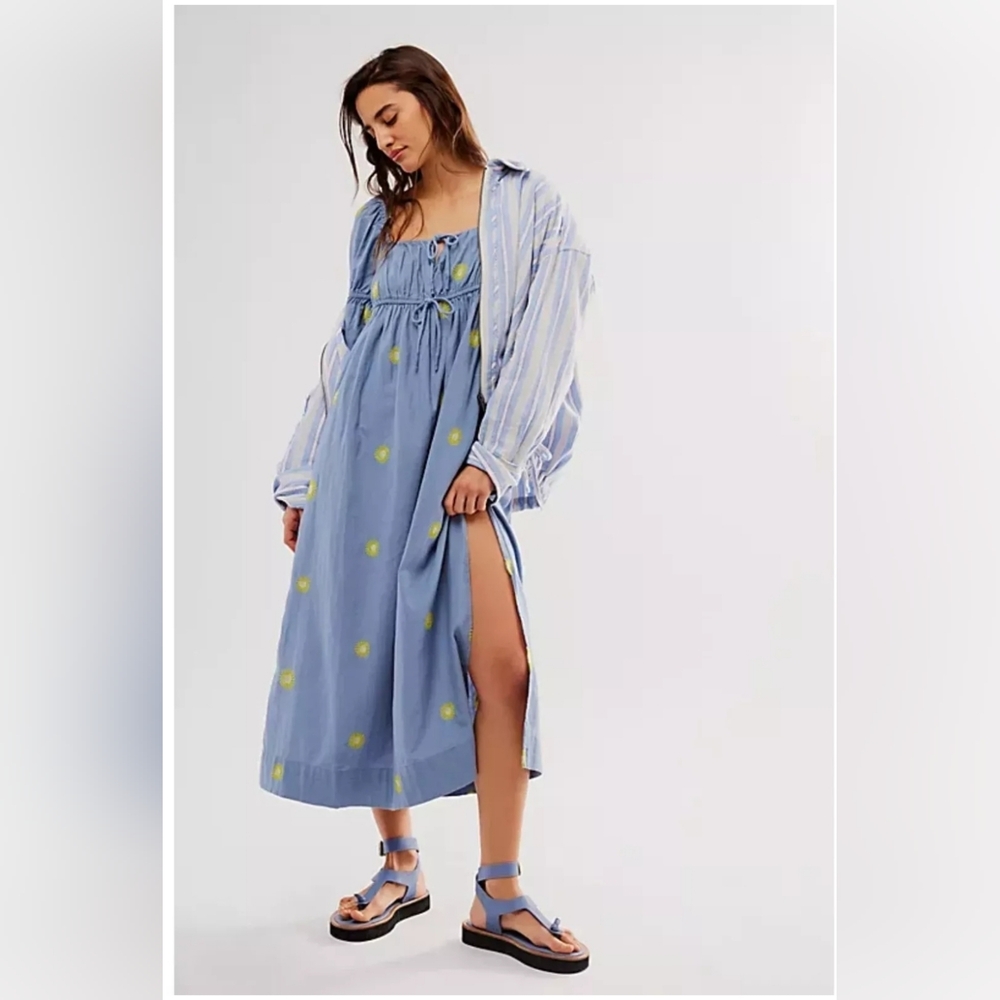 Free People Emory Embroidered Midi Dress Sizes small Medium Blue new